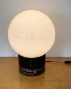 Grande lampe boule 1970
