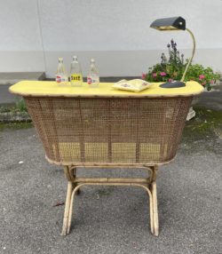 Petit bar